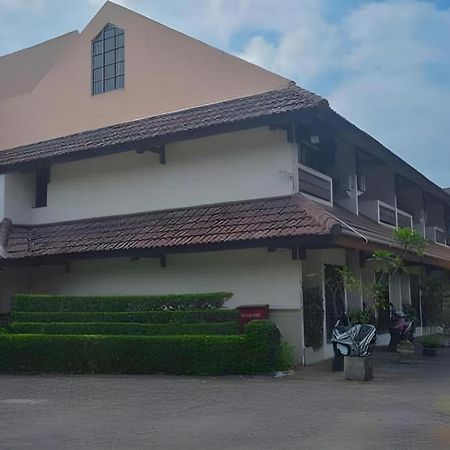 D'Arcici Hotel Plumpang Jakarta Exterior photo