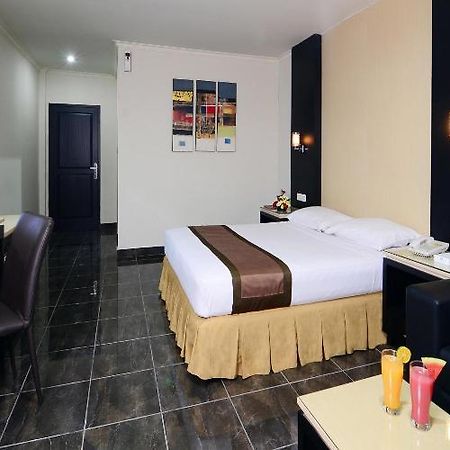 D'Arcici Hotel Plumpang Jakarta Exterior photo