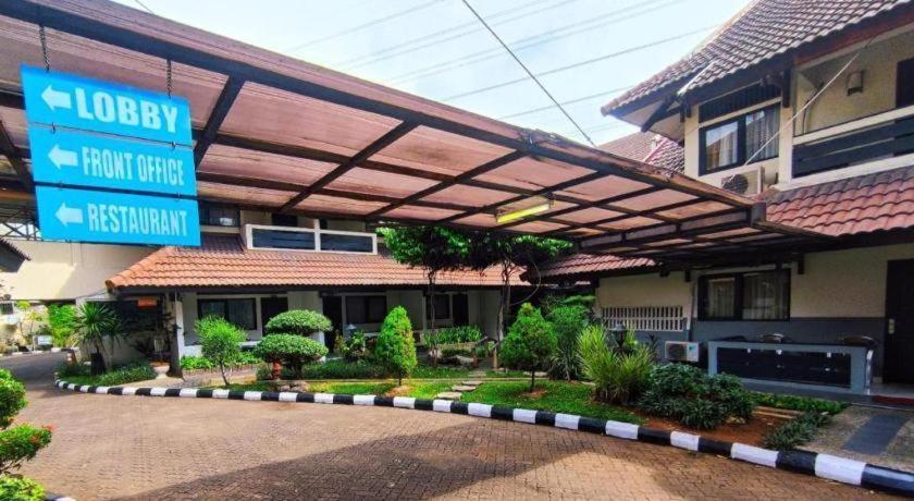 D'Arcici Hotel Plumpang Jakarta Exterior photo